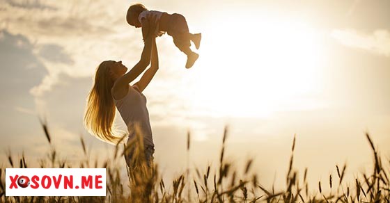 Mơ thấy mẹ đi xa về – Chiêm bao thấy mẹ đi xa về đánh con gì?