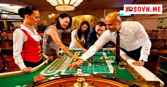 Mơ thấy người rủ đánh bạc